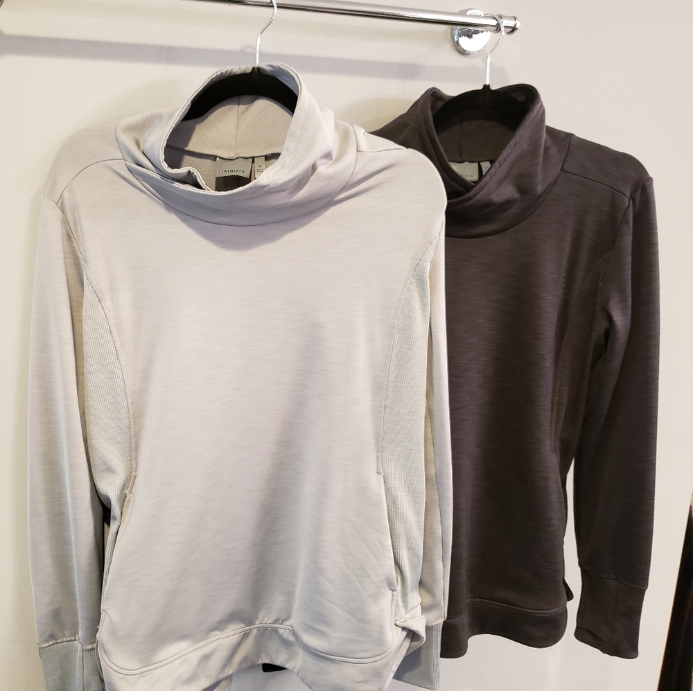 Athleta grey sweatshirts, sz medium